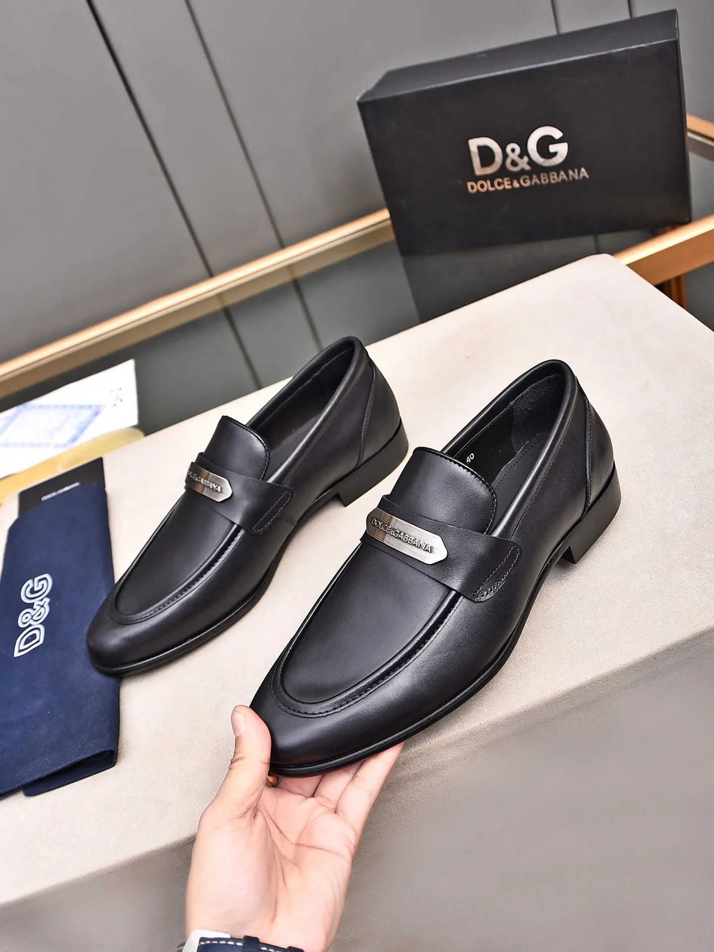 👍👍Men's shoes💰480 **Boutique recommendation**DG**The latest business formal leather shoes, official website synchronization, top version on the market, purely handmade. Fabric: imported calfskin with water-dyed cow lining 38, 39, 40, 41, 42, 43, 44 (customized at 45